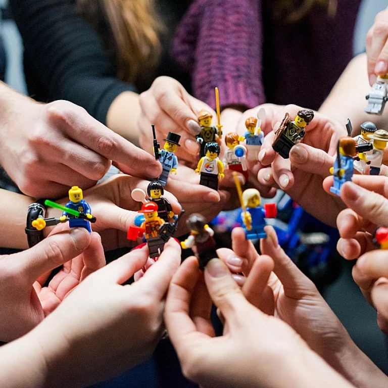 Navigating the Race Dimension in Company Strategy: A Pragmatic Approach