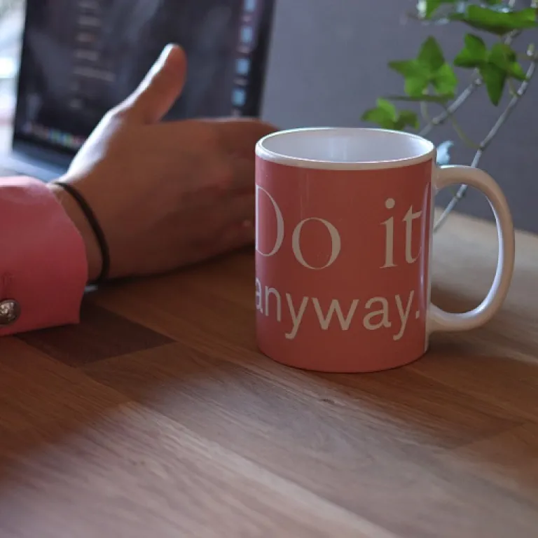 How spend analytics consultants drive smarter strategic decisions for CEOs